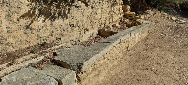 Estado del abrevadoro abandonado