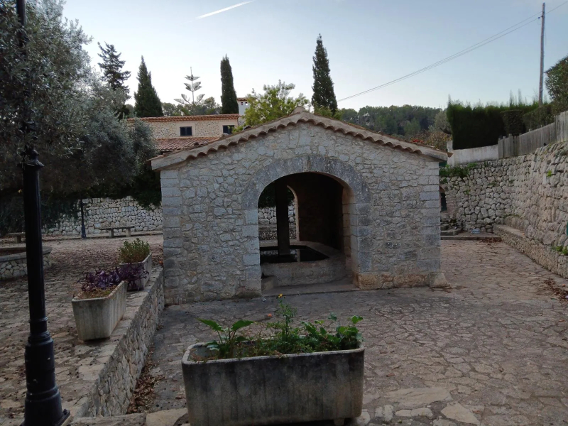 Fuente Publica donde iban las mujeres a lavar la ropa