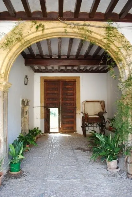 Entrada al patio interior Casas Masanalla