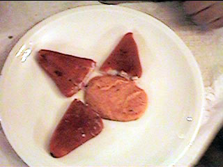 Pebres de piquillo farcits de bacallà